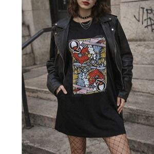 Black Graphic T Shirt Dress Size M Queen of Hearts Indie Sleaze Streetwear Artsy